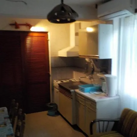 Apartment With Parking Space Grebastica, - 25286 *