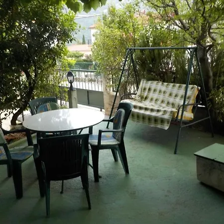 With Parking Space Grebastica, - 25286 Lejlighed *