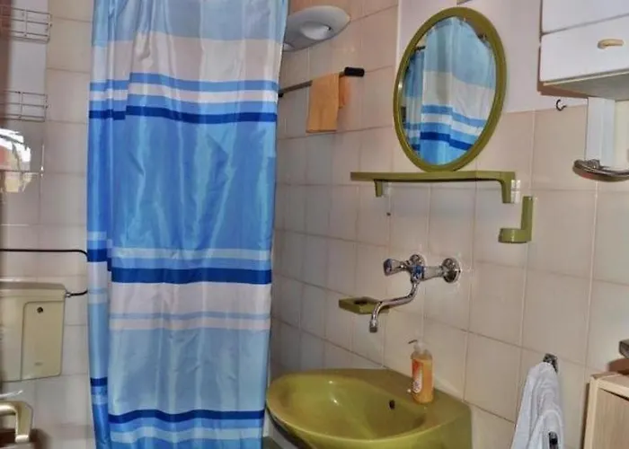 With Parking Space Grebastica, - 25286